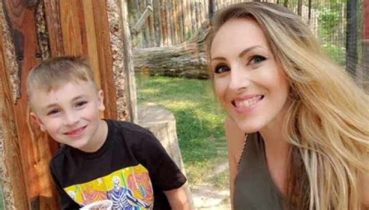 
7-Year-Old Boy Killed and Mother Injured by Pack of Dogs in Idaho 