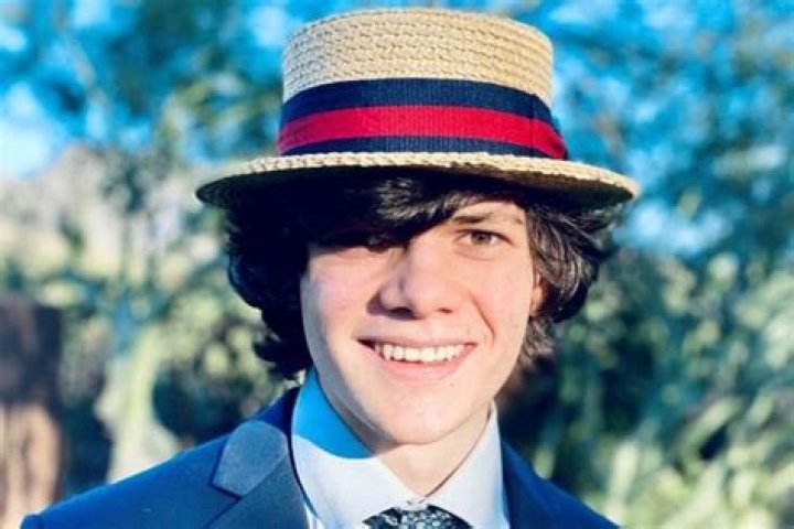 
After Questioning His Gender Identity, Teen Developed an App to Help Others Explore Theirs 