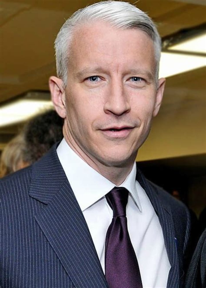 Anderson Cooper Height, Weight, Net Worth, Age, Birthday, Wikipedia, Who, Instagram, Biography