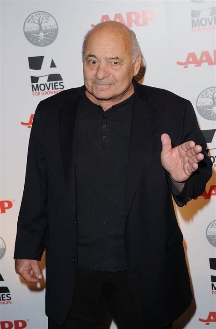 Burt Young Height, Weight, Net Worth, Age, Birthday, Wikipedia, Who, Instagram, Biography