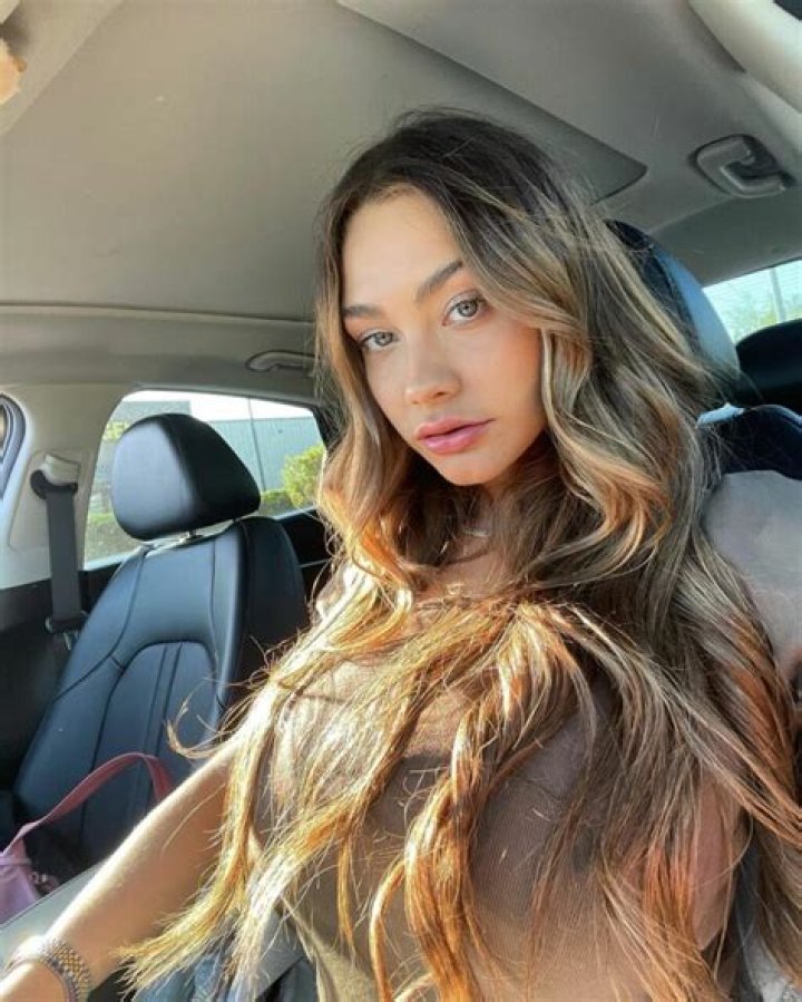 Celina Smith Height, Weight, Net Worth, Age, Birthday, Wikipedia, Who, Instagram, Biography