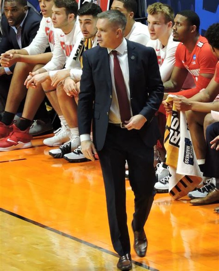 
Chris Holtmann Height, Weight, Net Worth, Age, Birthday, Wikipedia, Who, Instagram, Biography 