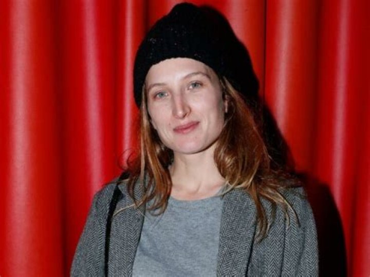 Julia Piaton Height, Weight, Net Worth, Age, Birthday, Wikipedia, Who, Nationality, Biography