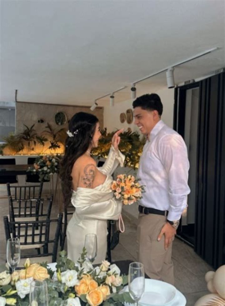 
Karely Ruiz Esposo: Is Mexican Influencer Married? Wikipedia Edad And Net Worth 