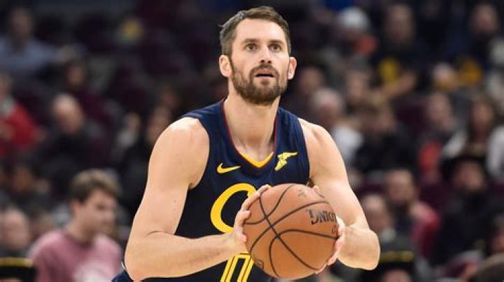 
Kevin Love Height, Weight, Net Worth, Age, Birthday, Wikipedia, Who, Nationality, Biography 