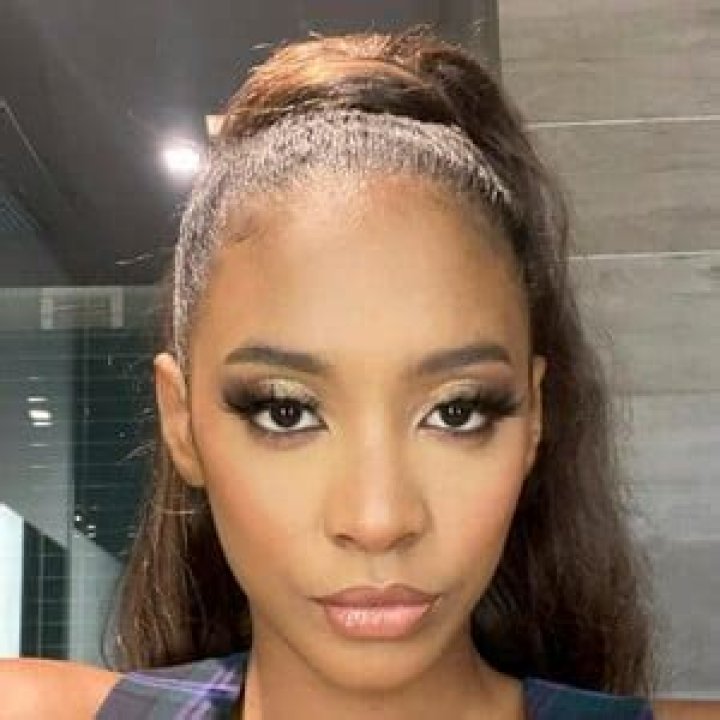 Layla Crawford Height, Weight, Net Worth, Age, Birthday, Wikipedia, Who, Instagram, Biography