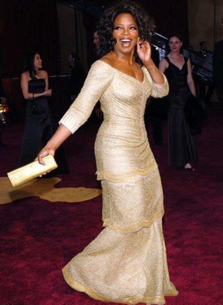 Oprah Winfrey Height, Weight, Net Worth, Age, Birthday, Wikipedia, Who, Nationality, Biography
