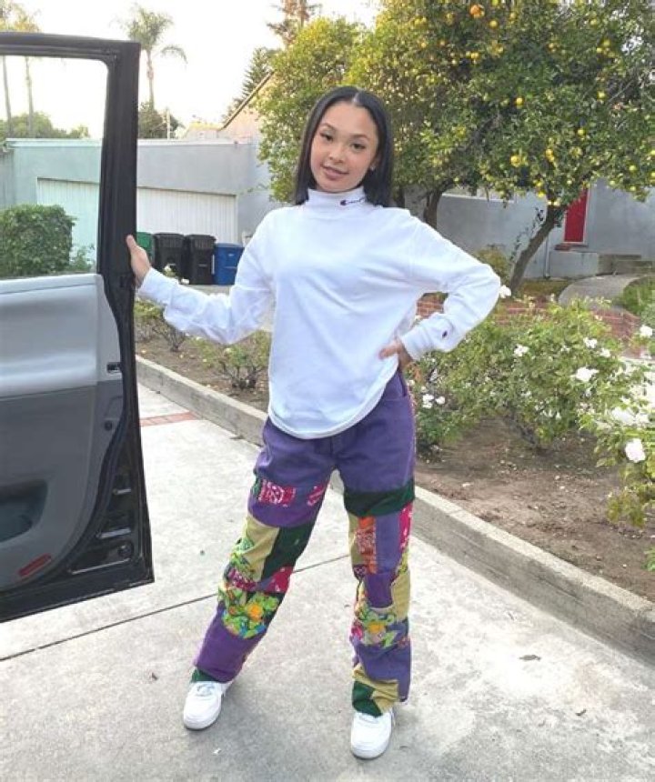 
Queenie Mae Height, Weight, Net Worth, Age, Wiki, Who, Instagram, Biography 