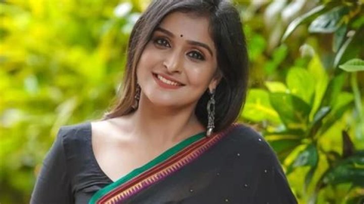
Remya Mohan Height, Weight, Net Worth, Age, Birthday, Wikipedia, Who, Nationality, Biography 