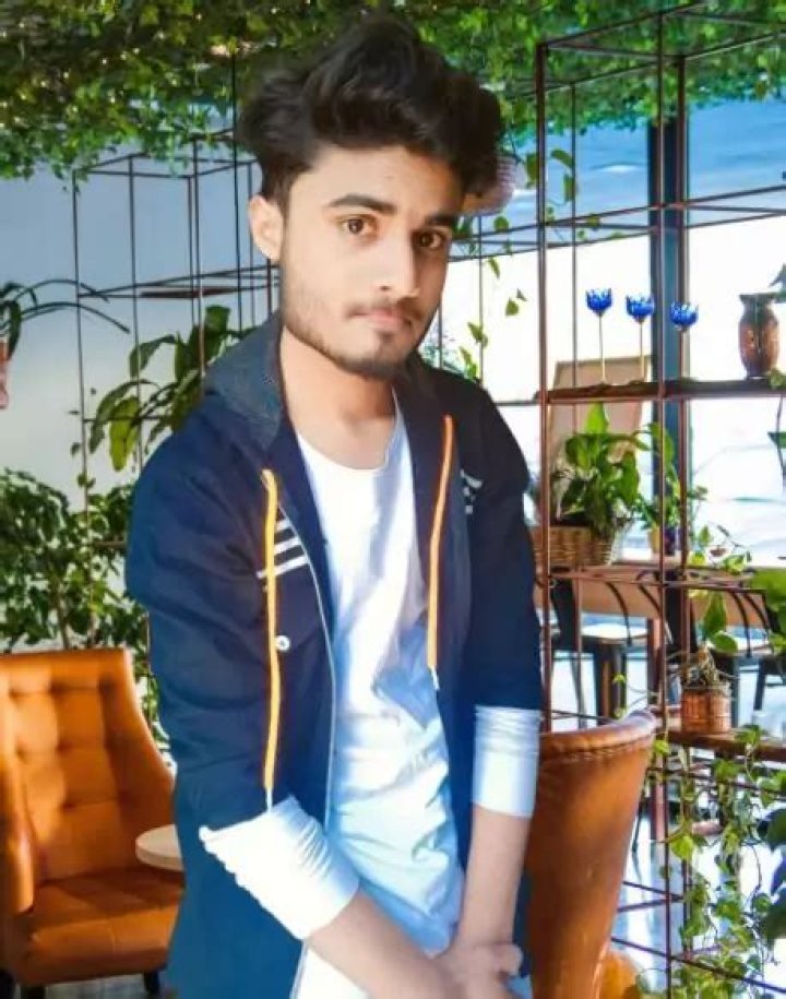 
Vishwajeet Jaykar Height, Weight, Net Worth, Age, Birthday, Wikipedia, Who, Nationality, Biography 