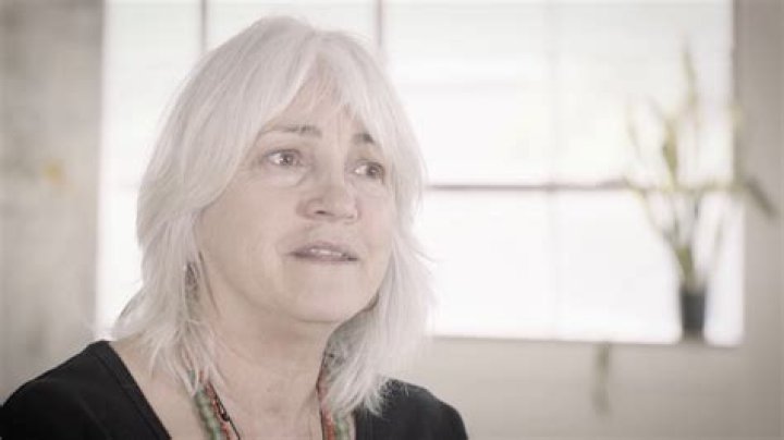 
Who Is Michael Leunig’s Wife, Helga Salwe? Explore His Married Life 